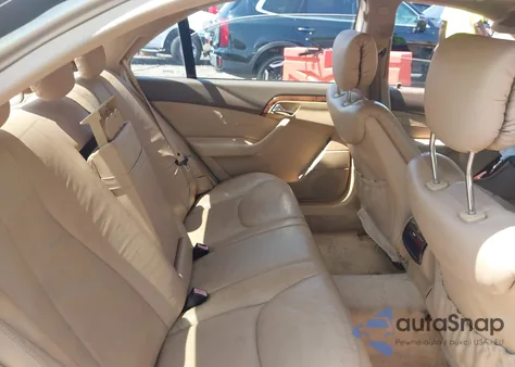 2001 Mercedes-Benz S 500 z USA, uszkodzony, nr VIN WDBNG75JX1A219683